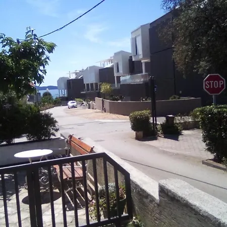 ゲストハウス Silvija ザダル